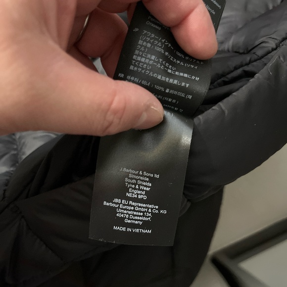 NWT - Barbour Unisex Lightweight Swale Quilted Jacket - Men M/Women L - Picture 11 of 11